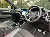 USED 2019 69 VOLVO XC40 2.0 D4 R-DESIGN PRO AWD 5d 188 BHP ZERO DEPOSIT FINANCE AVAILABLE