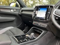 USED 2019 69 VOLVO XC40 2.0 D4 R-DESIGN PRO AWD 5d 188 BHP ZERO DEPOSIT FINANCE AVAILABLE