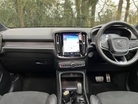 USED 2019 69 VOLVO XC40 2.0 D4 R-DESIGN PRO AWD 5d 188 BHP ZERO DEPOSIT FINANCE AVAILABLE