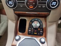 USED 2010 10 LAND ROVER DISCOVERY 3.0 4 TDV6 HSE 5d 245 BHP Striking Zermatt Slver