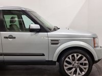 USED 2010 10 LAND ROVER DISCOVERY 3.0 4 TDV6 HSE 5d 245 BHP Striking Zermatt Slver