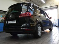 USED 2018 18 VOLKSWAGEN SHARAN 1.4 SE NAV TSI BLUEMOTION TECHNOLOGY DSG 5d 148 BHP 7 SEAT SAT NAV PARKING SENSORS