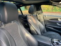 USED 2018 68 MERCEDES-BENZ E-CLASS 3.0 E 350 D 4MATIC AMG LINE PREMIUM 4d 255 BHP STUNNING HUGE SPEC 2018/68reg MERCEDES E-350 3.0 DIESEL V6 AMG-LINE PREMIUM 4DR - 4-MATIC - 9G-TRONIC AUTO BOX WITH PADDLE SHIFT - HEATED 1/2 LEATHER ALCANTARA - COMMAND HDD NAVIGATION - AMBIENT LIGHTING - PARK ASSIST - APPLE CAR PLAY PLUS LOTS LOTS MORE !!!!!  1 FORMER KEEPER - FULL SERVICE HISTORY