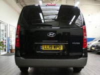 USED 2019 19 HYUNDAI i800 2.5 CRDI SE NAV 5d 168 BHP 8 SEATS SAT NAV HEATED SEATS HYUNDAI WARRANTY TILL MAY 2024