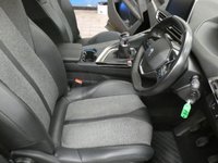 USED 2018 68 PEUGEOT 5008 1.2 S/S ALLURE 5d 130 BHP 7 SEATS SAT NAV CRUISE REAR VIEW CAMERA PART LEATHER INTERIOR 6 MONTHS GOLD WARRANTY