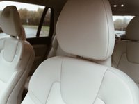 USED 2017 17 VOLVO XC90 2.0 D5 POWERPULSE MOMENTUM AWD 5d 231 BHP Heated Steering Wheel Electric Boot