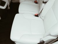 USED 2017 17 VOLVO XC90 2.0 D5 POWERPULSE MOMENTUM AWD 5d 231 BHP Heated Steering Wheel Electric Boot