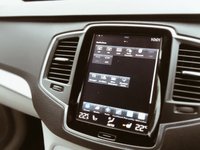 USED 2017 17 VOLVO XC90 2.0 D5 POWERPULSE MOMENTUM AWD 5d 231 BHP Heated Steering Wheel Electric Boot