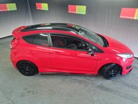 USED 2015 15 FORD FIESTA 1.0 ZETEC S RED EDITION 3d 139 BHP 