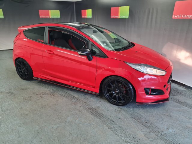 2015 15 Ford Fiesta 1.0 ZETEC S RED EDITION 3d 139 BHP