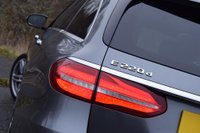 USED 2017 67 MERCEDES-BENZ E-CLASS 2.0 E 220 D AMG LINE PREMIUM 5d 192 BHP FULL MERCEDES HISTORY! 2 KEYS!
