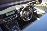 USED 2018 S ALFA ROMEO STELVIO 2.9 V6 BITURBO QUADRIFOGLIO 5d 503 BHP CARBON CERAMICS & BUCKET SEATS