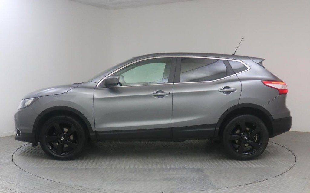 USED 2016 65 NISSAN QASHQAI 1.6 DCI N-TEC XTRONIC AUTO 5d  