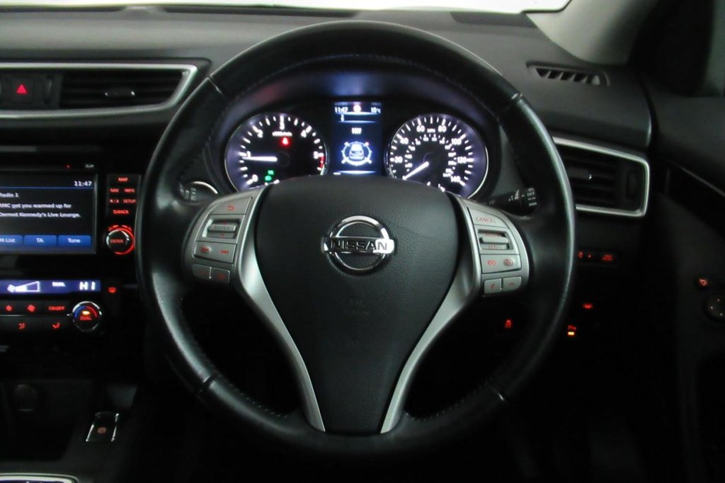 USED 2016 65 NISSAN QASHQAI 1.6 DCI N-TEC XTRONIC AUTO 5d  