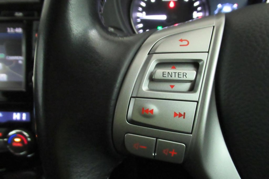 USED 2016 65 NISSAN QASHQAI 1.6 DCI N-TEC XTRONIC AUTO 5d  