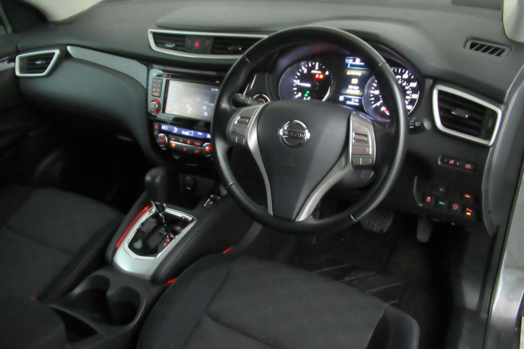 USED 2016 65 NISSAN QASHQAI 1.6 DCI N-TEC XTRONIC AUTO 5d  