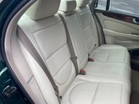 USED 2022 53 JAGUAR XJ8 V8 