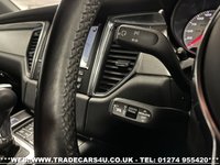 USED 2015 15 PORSCHE MACAN S V6 TURBO S/S EURO 6 PDK AUTO  UK DELIVERY FLAT FEE &pound;175 (SUBJECT TO DEAL)*OVER 100 IMAGES ON OUR WEBSITE*BESPOKE FINANCE ARRANGED*PART EXCHANGE WELCOME*ALL VEHICLES HPI CLEAR