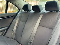 USED 2011 11 MERCEDES-BENZ C-CLASS 2.1 C200 CDI BLUEEFFICIENCY EXECUTIVE SE 4d 136 BHP 