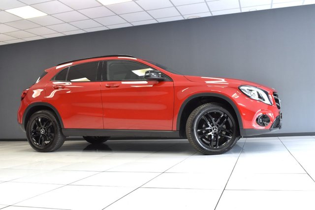 2020 69 Mercedes-Benz Gla-Class 180 1.6 URBAN EDITION 
