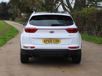 USED 2017 66 KIA SPORTAGE 1.7 CRDI 3 ISG 5d 139 BHP www.suffolkcarcentre.co.uk - Located at Ilketshall