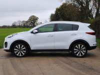USED 2017 66 KIA SPORTAGE 1.7 CRDI 3 ISG 5d 139 BHP www.suffolkcarcentre.co.uk - Located at Ilketshall