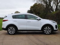 USED 2017 66 KIA SPORTAGE 1.7 CRDI 3 ISG 5d 139 BHP www.suffolkcarcentre.co.uk - Located at Ilketshall