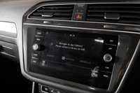 USED 2017 17 VOLKSWAGEN TIGUAN 2.0 R LINE TDI BMT 5d 148 BHP +HEATEDSEATS+APPLECARPLAY+DIGDASH+
