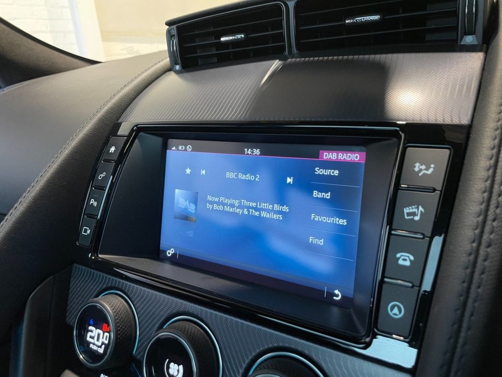 USED 2017 67 JAGUAR F-TYPE 2.0 I4 R-DYNAMIC 2d 296 BHP 