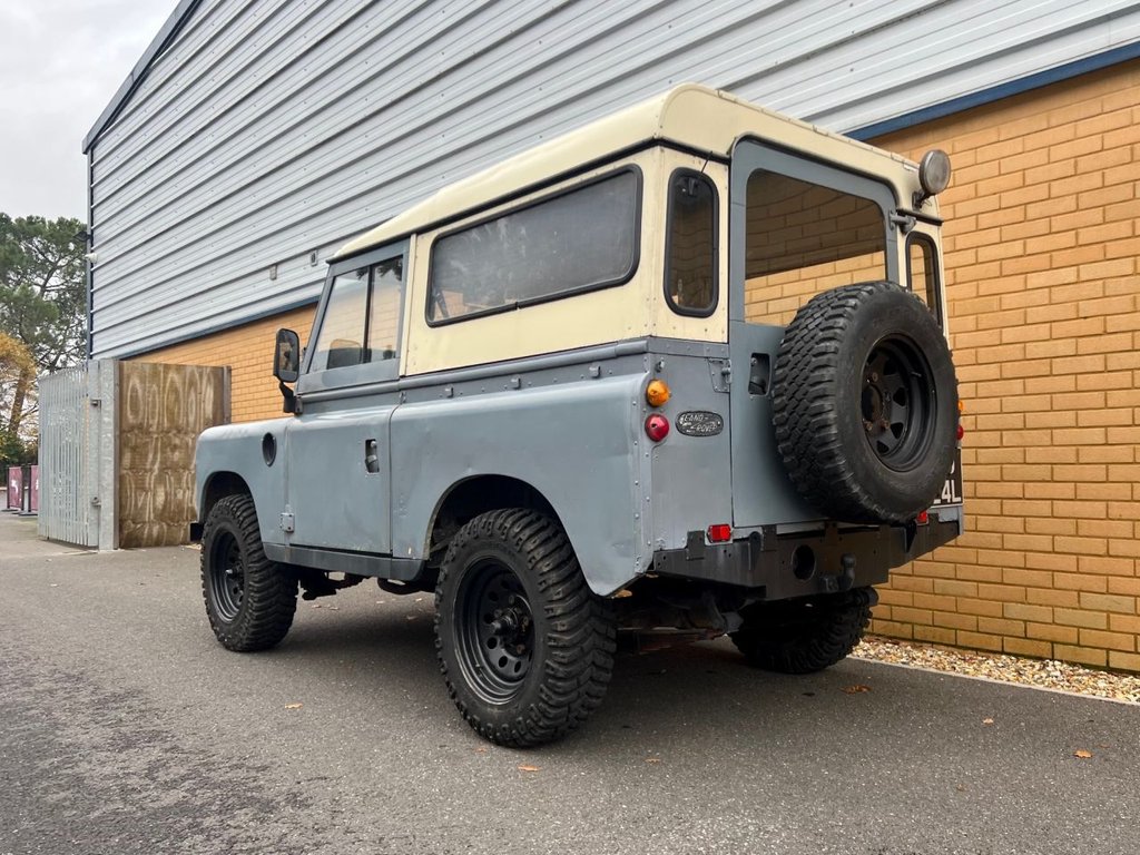 USED 1972 LAND ROVER SERIES 111 88 // 2.3 // 4CYL // 74 BHP // Px swap 