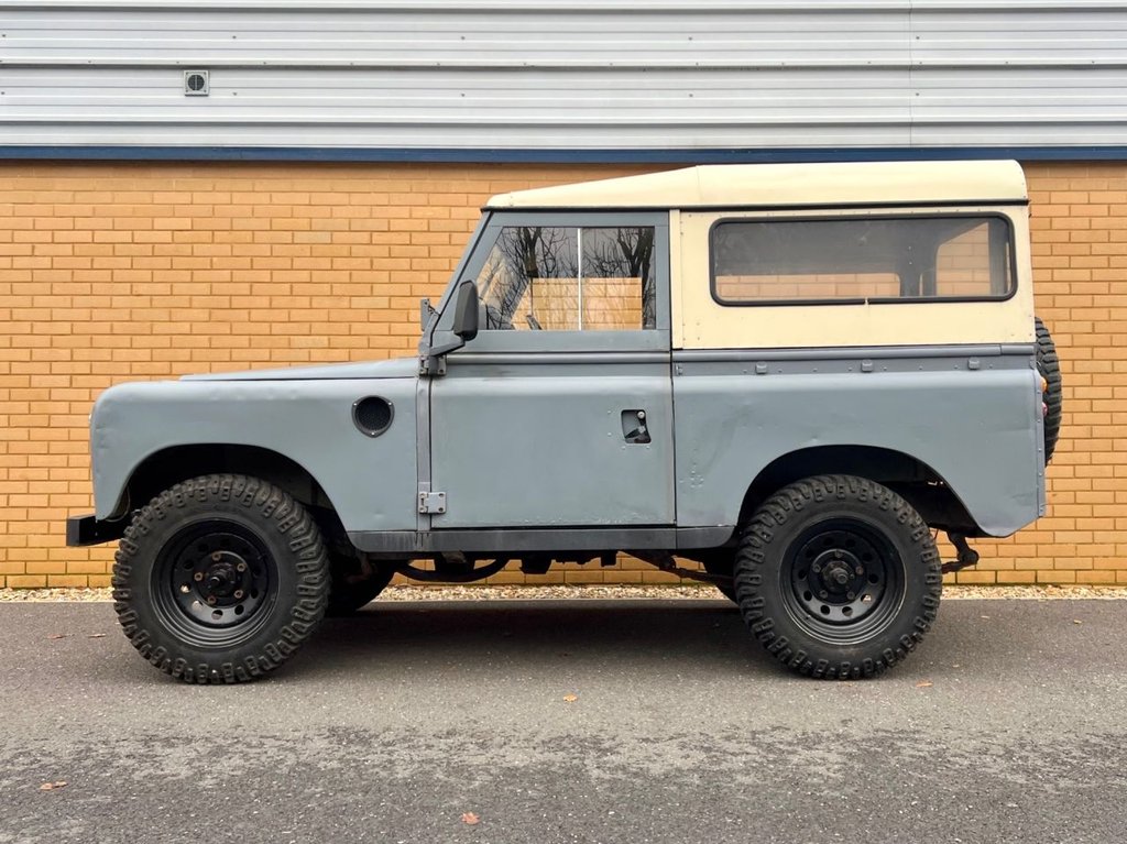 USED 1972 LAND ROVER SERIES 111 88 // 2.3 // 4CYL // 74 BHP // Px swap 