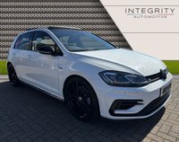 USED 2019 19 VOLKSWAGEN GOLF 2.0 R TSI 4MOTION DSG 5d 296 BHP PAN ROOF | 19" ALLOY | CARPLAY