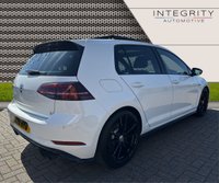 USED 2019 19 VOLKSWAGEN GOLF 2.0 R TSI 4MOTION DSG 5d 296 BHP PAN ROOF | 19" ALLOY | CARPLAY