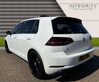 USED 2019 19 VOLKSWAGEN GOLF 2.0 R TSI 4MOTION DSG 5d 296 BHP PAN ROOF | 19" ALLOY | CARPLAY