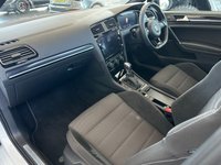 USED 2019 19 VOLKSWAGEN GOLF 2.0 R TSI 4MOTION DSG 5d 296 BHP PAN ROOF | 19" ALLOY | CARPLAY