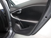 USED 2015 64 VOLVO V40 2.0 D4 R-DESIGN LUX NAV 5d 187 BHP LOADS OF FACTORY EXTRAS