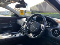 USED 2014 M JAGUAR XJ 3.0 D V6 PORTFOLIO 4d 275 BHP 