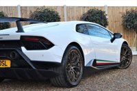 USED 2018 18 LAMBORGHINI HURACAN 5.2 LP 640-4 PERFORMANTE 2d 631 BHP No Deposit Finance & Part Ex Available