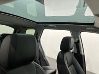 USED 2016 16 LAND ROVER DISCOVERY SPORT 2.0 TD4 HSE 5d 180 BHP Extremely well maintained hosting a Full Landrover Dealer Service record, High specification 7 seater, panoramic glass roof, full ebony leather