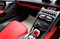 USED 2015 14 LAMBORGHINI HURACAN 5.2 LP 610-4 610 BHP VEHICLE LIFT SAT NAV REVERSE CAM HUGE SPEC No Deposit Finance & Part Ex Available