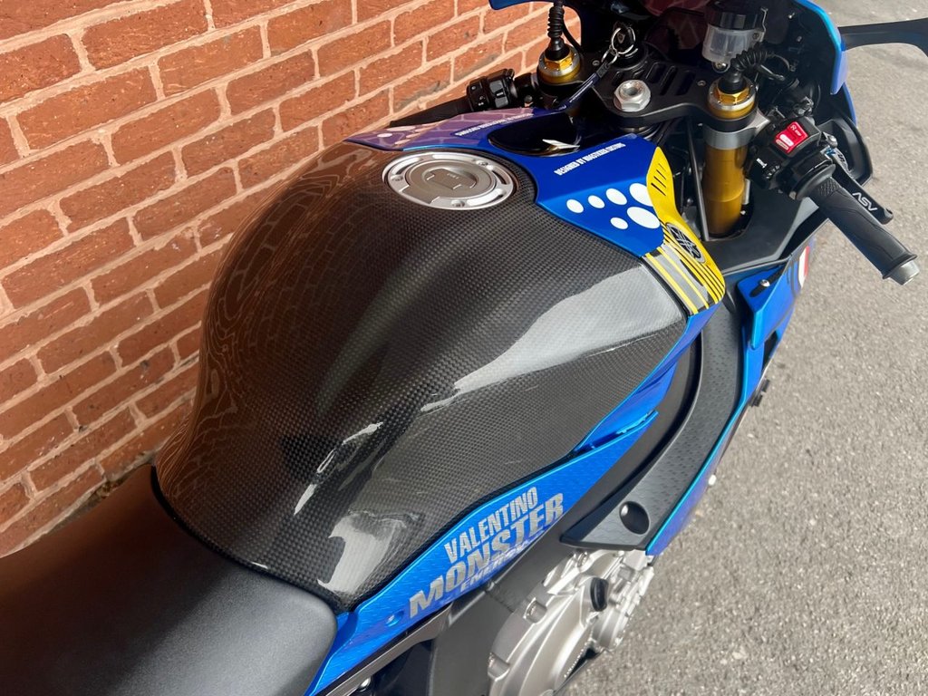 USED 2015 15 YAMAHA R1M YZF // R1M 15 // 1000cc // AGV Rossi Shark Edition // Px swap 