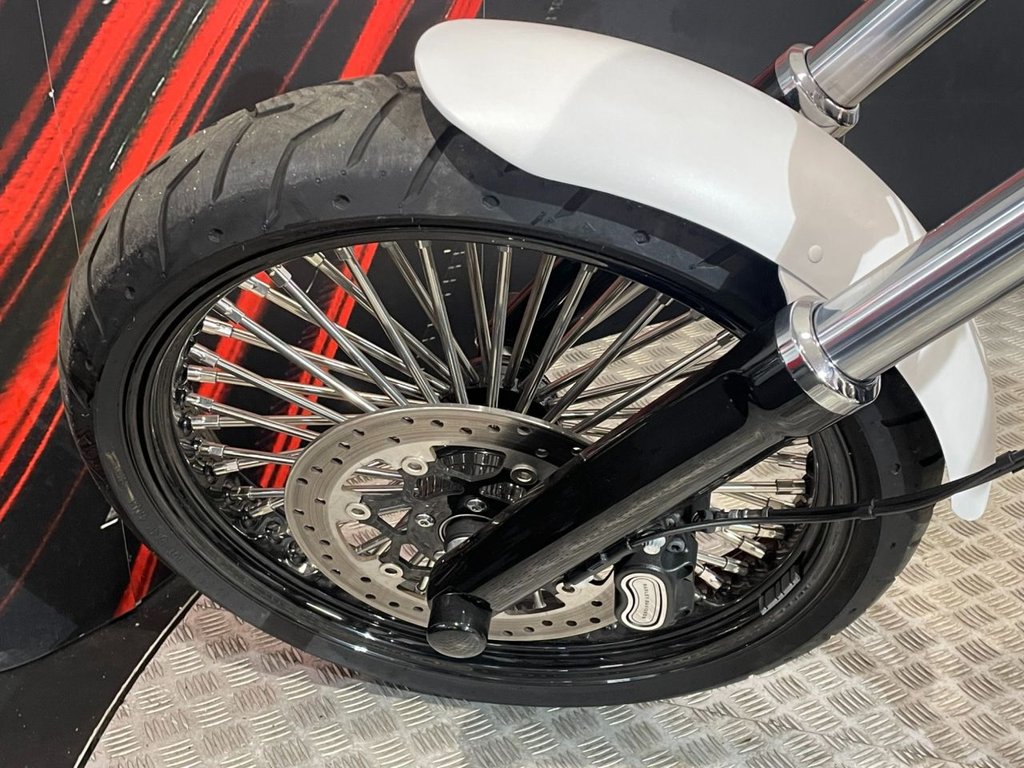 HarleyDavidson Softail Fxsb Breakout 1690cc Air Ride Suspension