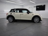 USED 2017 17 MINI HATCHBACK 2.0 Cooper S D 5dr WHAT A CAR PACKED WITH FACTORY OPTIONS. GREAT SPECIFICATION