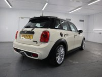 USED 2017 17 MINI HATCHBACK 2.0 Cooper S D 5dr WHAT A CAR PACKED WITH FACTORY OPTIONS. GREAT SPECIFICATION
