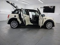 USED 2017 17 MINI HATCHBACK 2.0 Cooper S D 5dr WHAT A CAR PACKED WITH FACTORY OPTIONS. GREAT SPECIFICATION