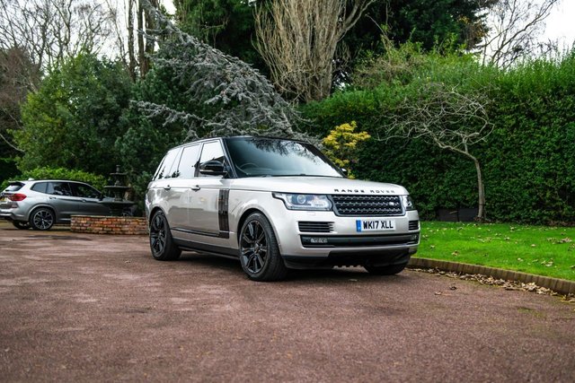 View our LAND ROVER RANGE ROVER