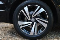 USED 2018 18 VOLKSWAGEN TOUAREG 3.0 V6 R-LINE TECH TDI 5d 282 BHP No Deposit Finance & Part Ex Available