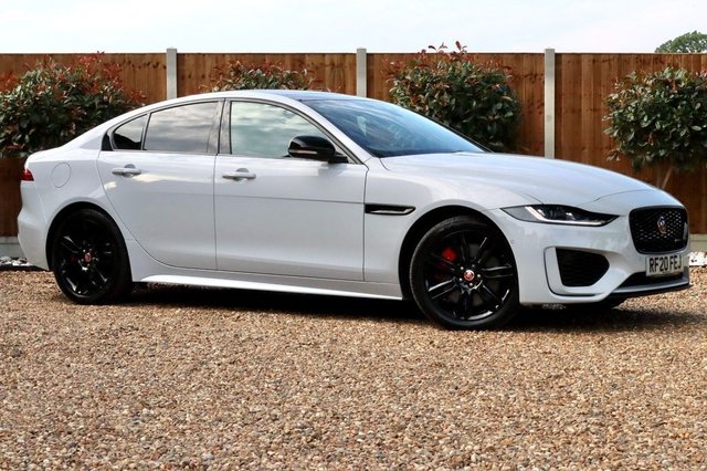 2020 20 Jaguar Xe 2.0 R-DYNAMIC SE 4d 297 BHP