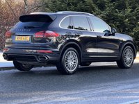 USED 2015 15 PORSCHE CAYENNE 3.0 D V6 TIPTRONIC S 5d 262 BHP 21" 911 Turbo Design Alloys