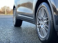 USED 2015 15 PORSCHE CAYENNE 3.0 D V6 TIPTRONIC S 5d 262 BHP 21" 911 Turbo Design Alloys